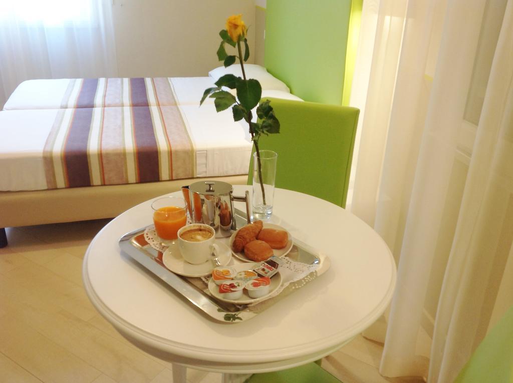 Hotel Souvenir Monterosso al Mare Room photo